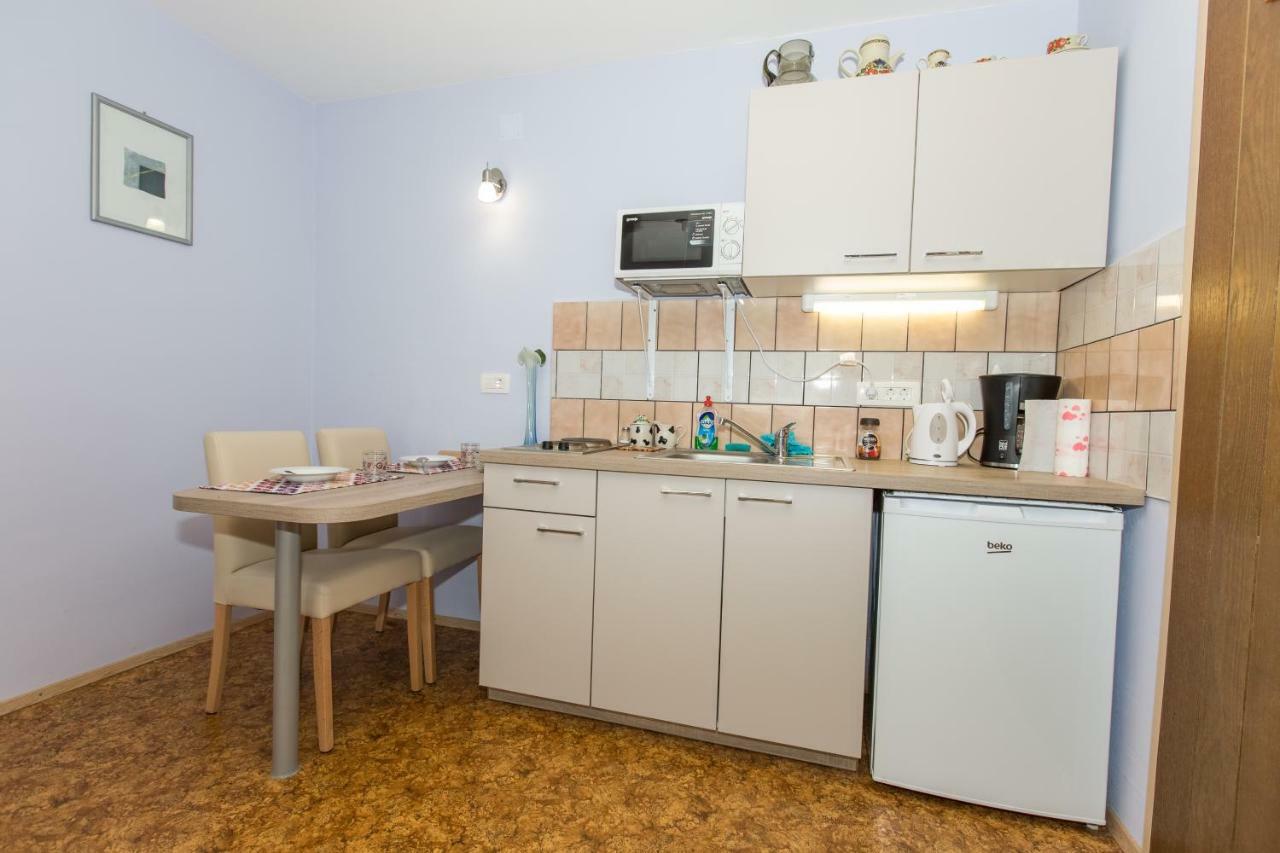 Apartment Ina Bled Exteriör bild